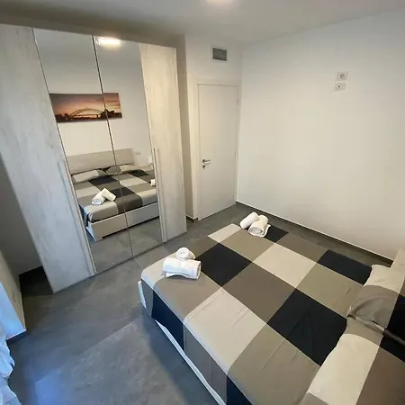 Casa Mattia * Беллано